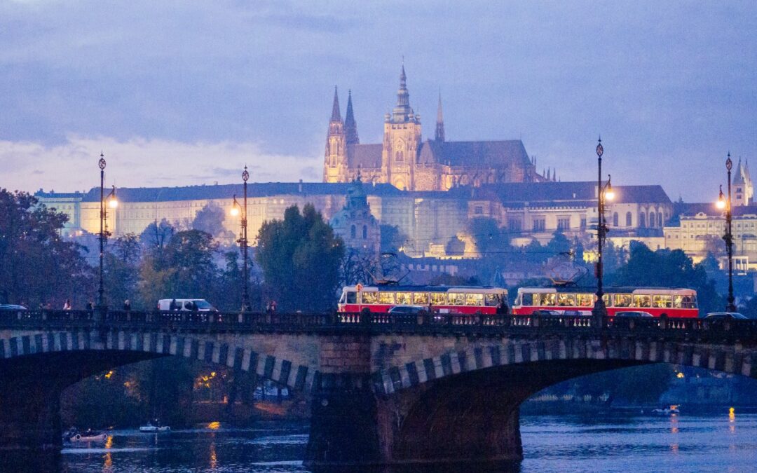 Czechy na weekend – dlaczego warto pojechać tam samochodem