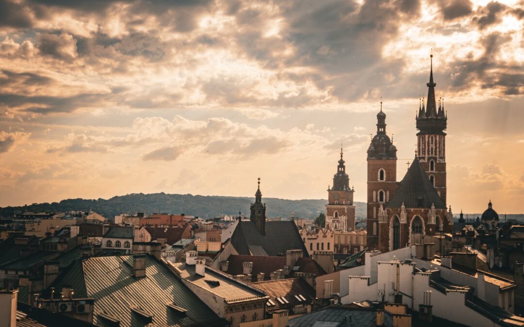 Stare Miasto, Kazimierz czy Podgórze? Jak wybrać najlepszą bazę wypadową w Krakowie